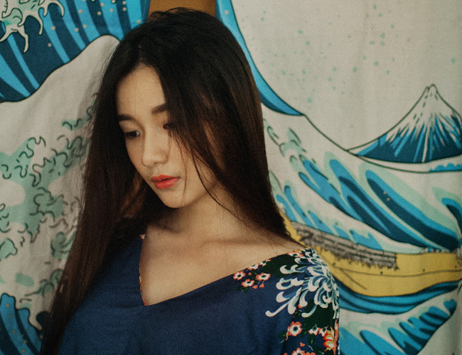 吴女士-美容师